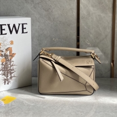 Loewe Puzzle Bags